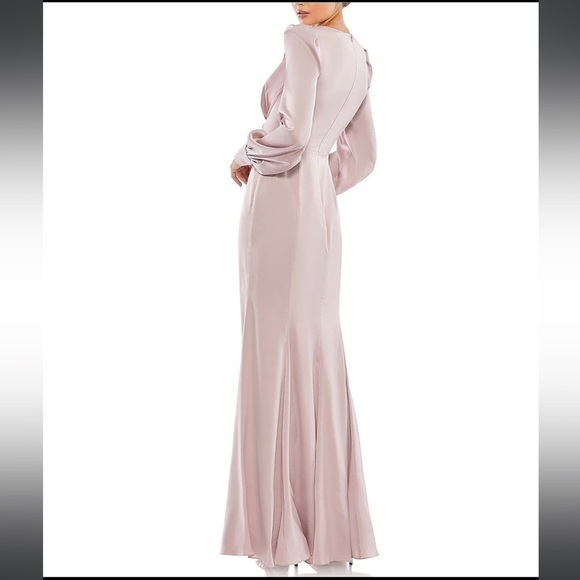 NWT Ieena for Mac Duggal Satin Surplice Bishop Sleeve Ruched A-Line Gown Sz 4 - Picture 16 of 16